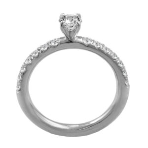 DIAMOND SOLITAIRE RING